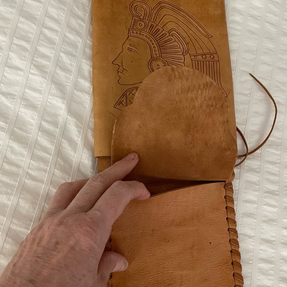 Hand crafted leather aboriginal shoulder bag - Picture 7 of 11